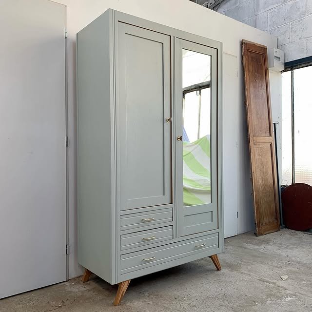 Restauration de meubles